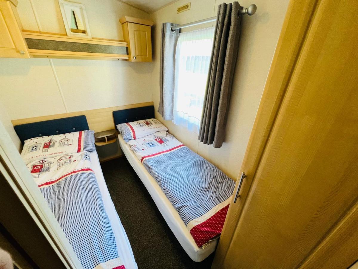 3 Bedroom Caravan Kg37, Dog Friendly, Shanklin, Isle Of Wight Exterior photo